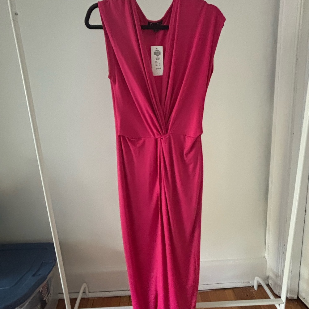 Elegant Pink Sleeveless Midi Dress